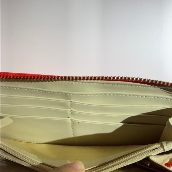 Kate Spade Bright Pink Bow Pattern Wallet - Picture 7 of 14